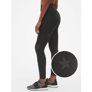 GapFit High Rise Full Matte Black Star Leggings
